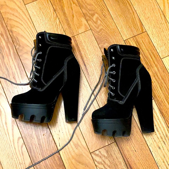 Workboot heels - Picture 1 of 4